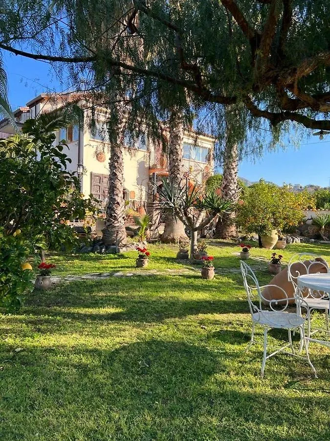 La Capanna Di Giuseppe E Maria Bed & Breakfast Taormina Italy